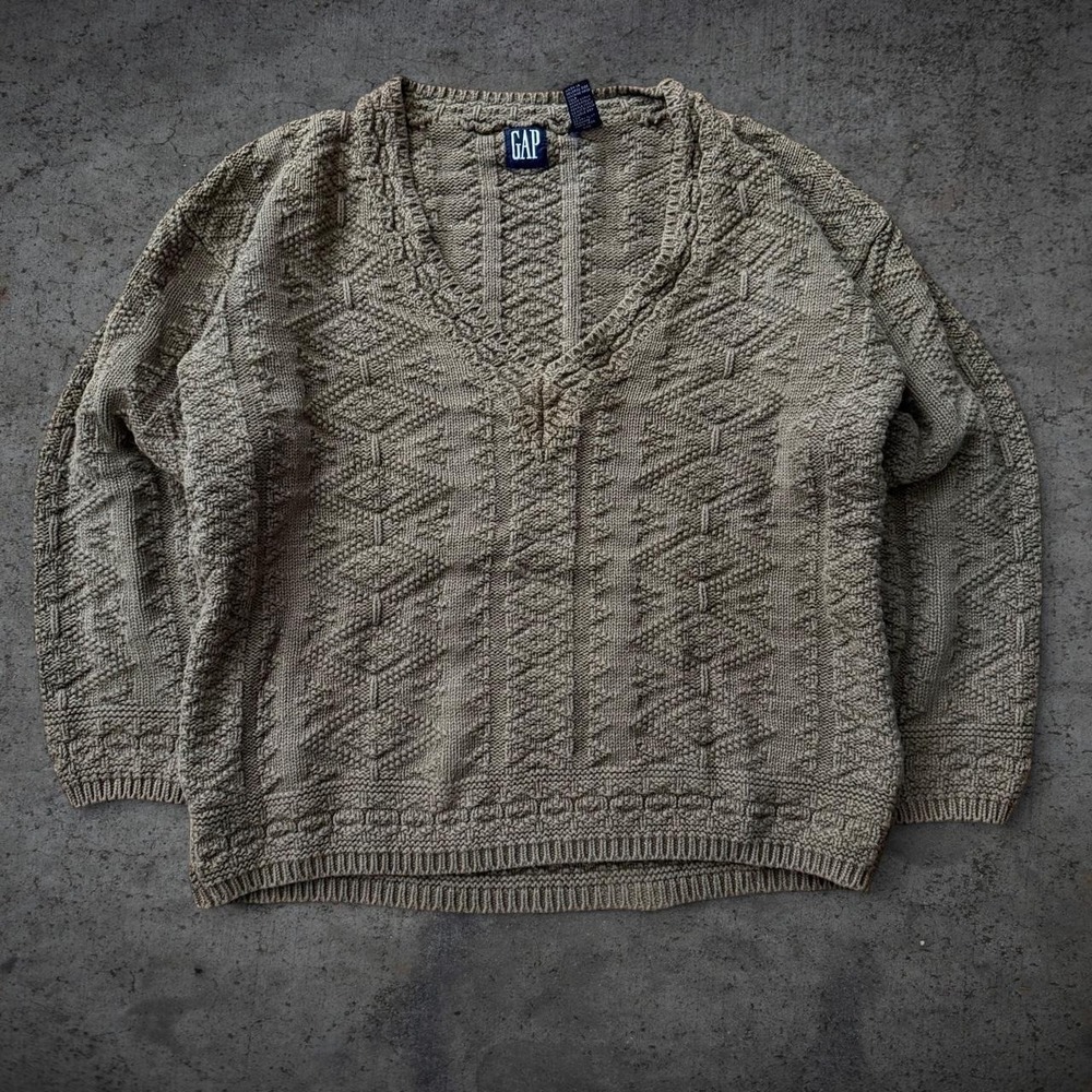 Vintage 90's Gap Chunky V-Neck Sweater Made In Hong Kong Size Small Preppy